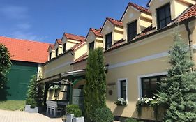Weingut&Gästezimmer Edelmann